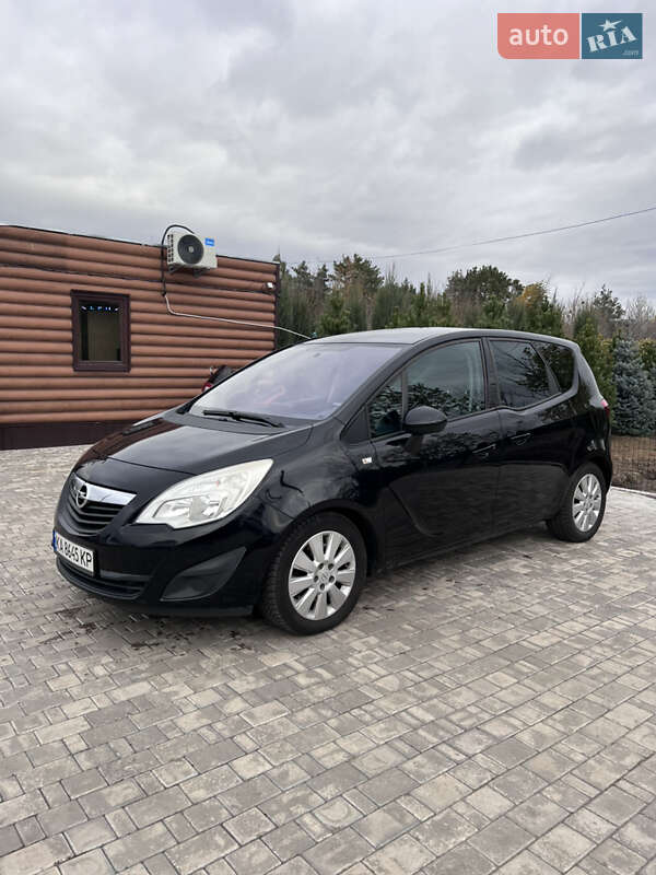 Микровэн Opel Meriva 2010 в Святопетровское фото Микровэн Opel Meriva 2010 в Святопетровское