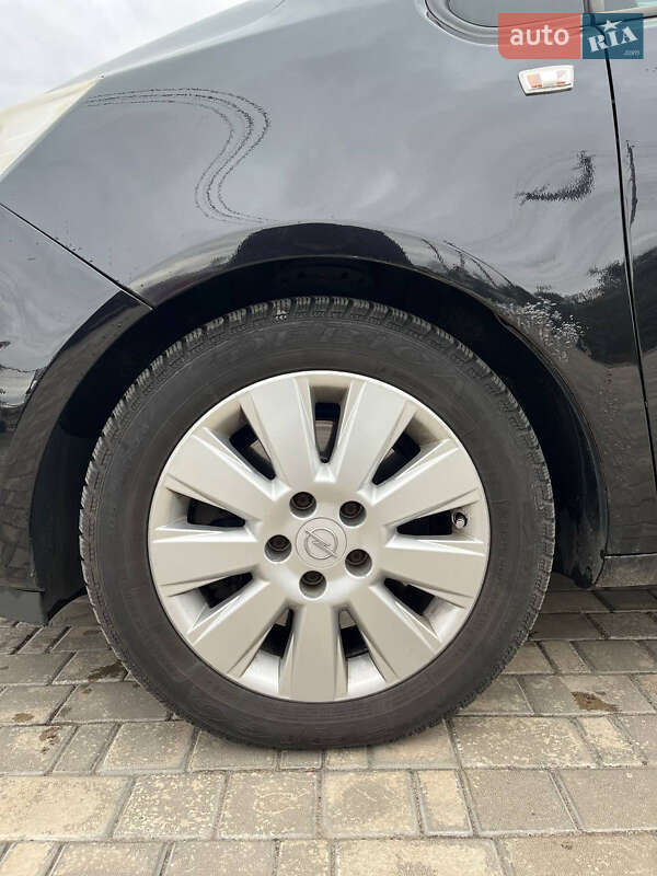 Микровэн Opel Meriva 2010 в Святопетровское фото 15 Микровэн Opel Meriva 2010 в Святопетровское