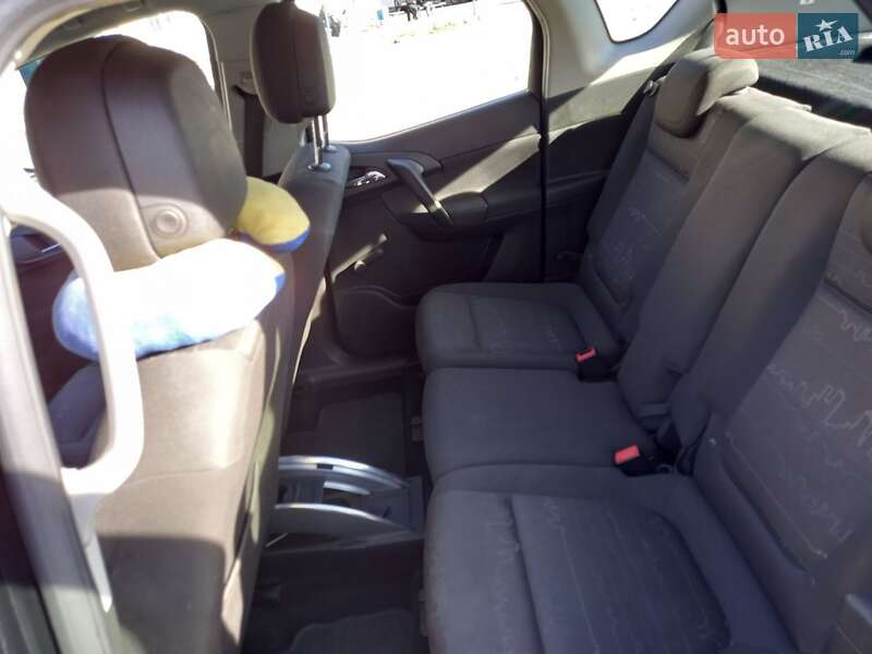 Микровэн Opel Meriva 2011 в Виннице