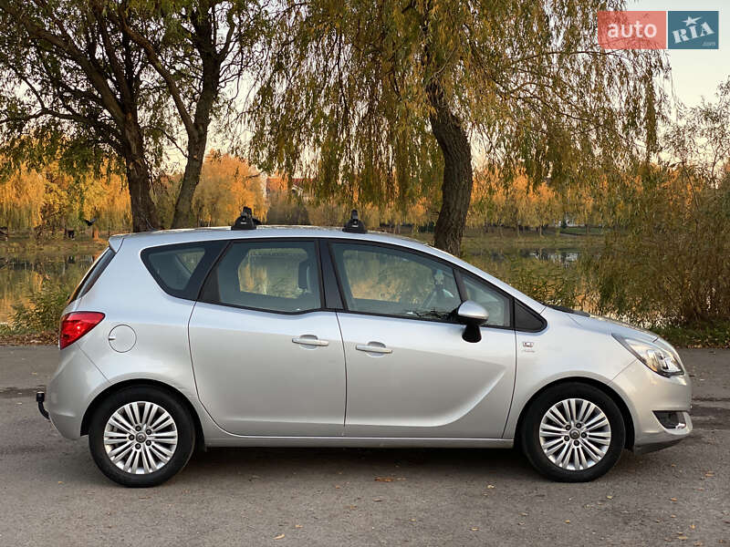 Мікровен Opel Meriva 2014 в Рівному