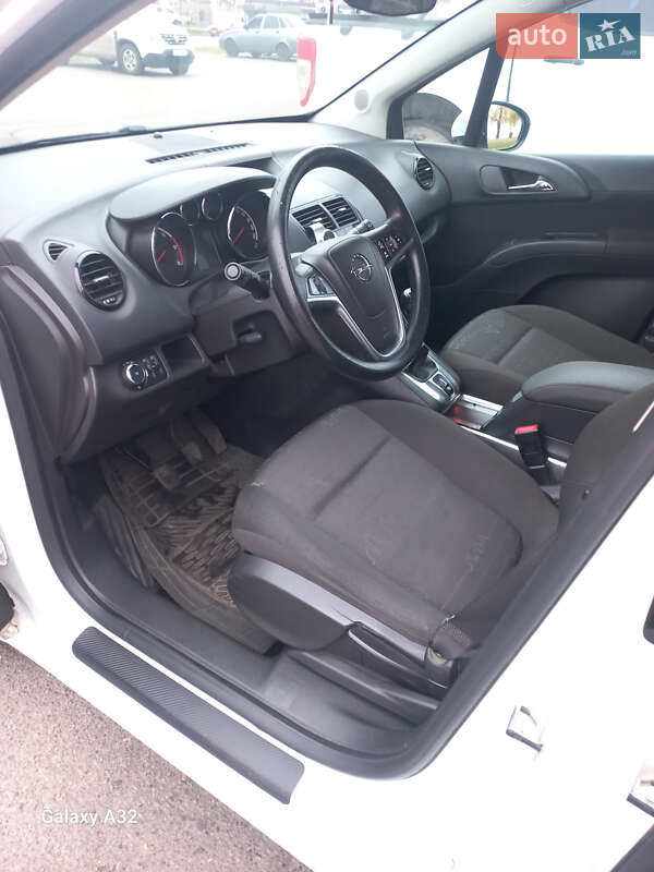 Микровэн Opel Meriva 2010 в Черкассах