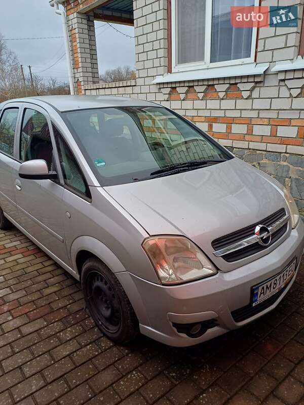 Микровэн Opel Meriva 2008 в Пулинах