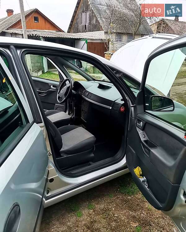 Opel Meriva 2003 Opel Meriva 2003