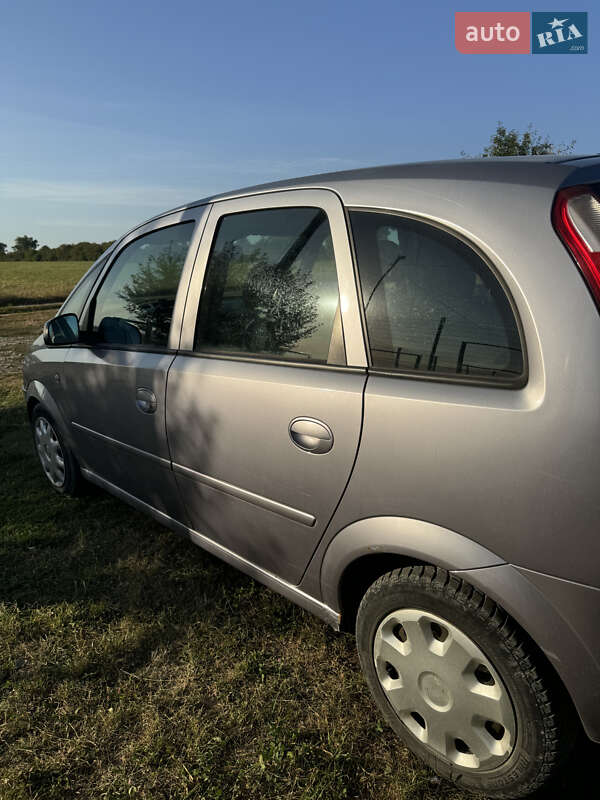 Микровэн Opel Meriva 2005 в Черновцах