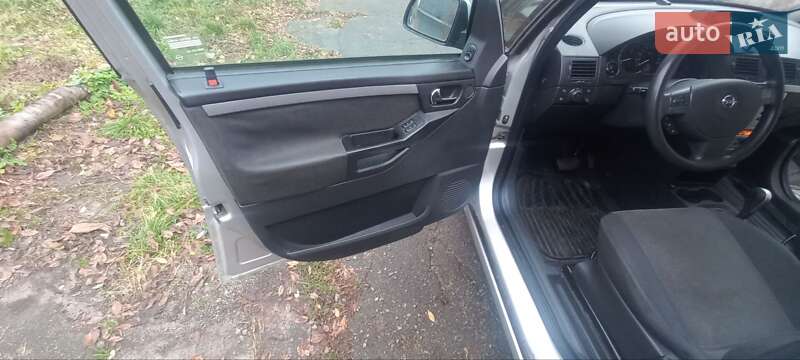 Микровэн Opel Meriva 2004 в Киеве