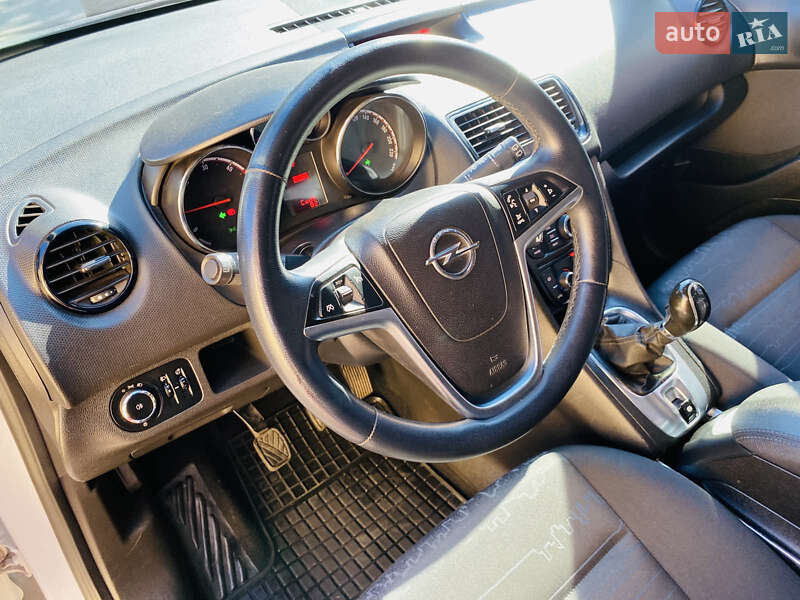 Микровэн Opel Meriva 2013 в Харькове