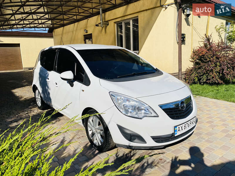 Микровэн Opel Meriva 2013 в Харькове