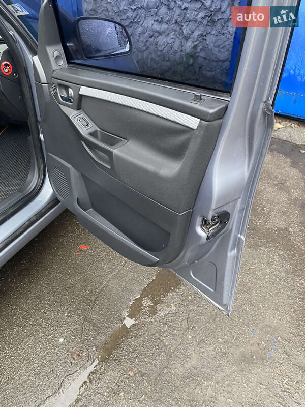 Микровэн Opel Meriva 2006 в Киеве