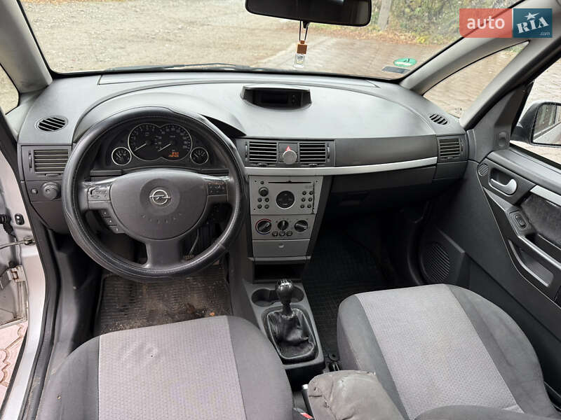 Микровэн Opel Meriva 2004 в Днепре