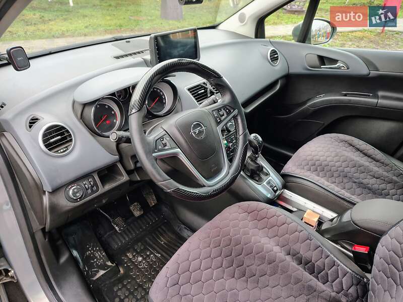 Микровэн Opel Meriva 2011 в Харькове