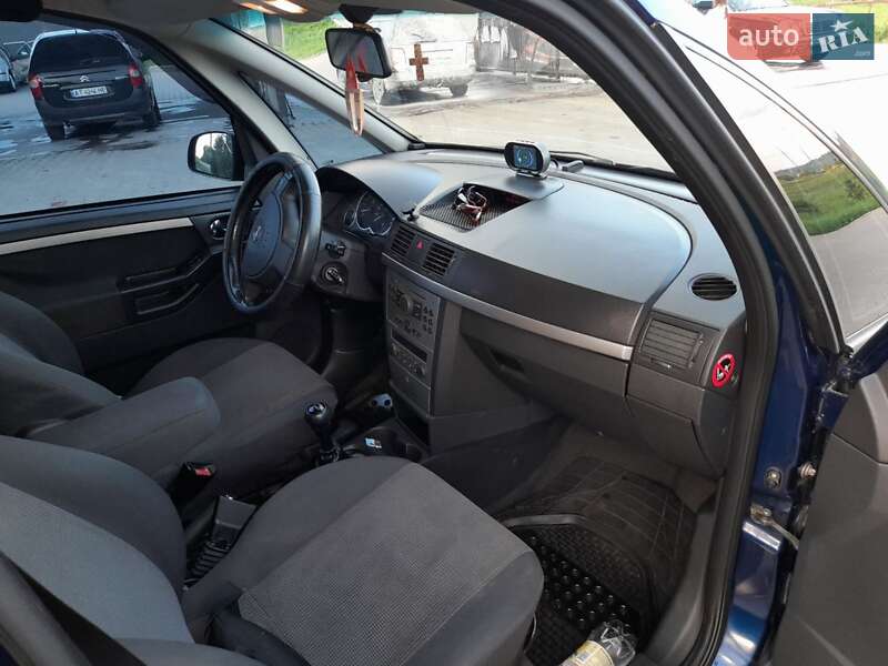 Микровэн Opel Meriva 2004 в Тлумаче