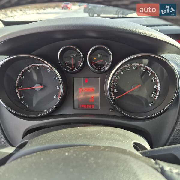 Мікровен Opel Meriva 2013 в Чернівцях