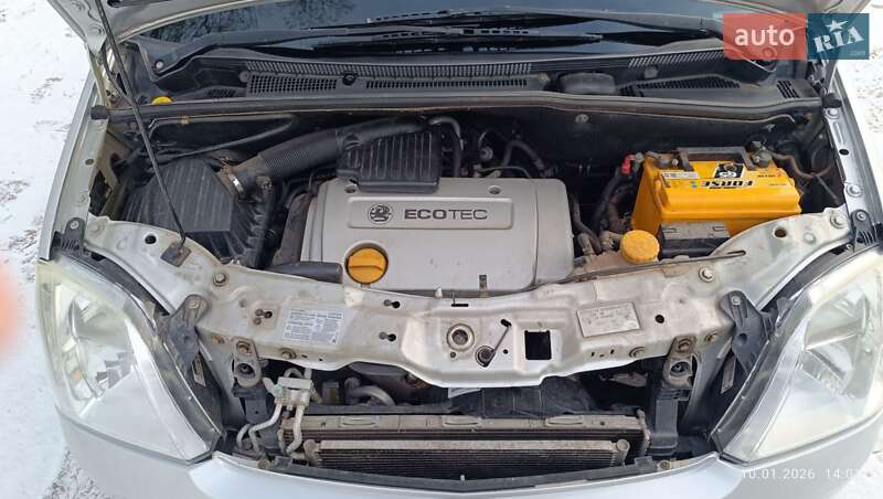 Микровэн Opel Meriva 2005 в Гадяче