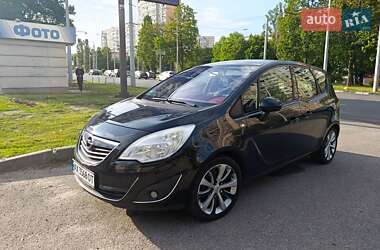 Микровэн Opel Meriva 2010 в Харькове