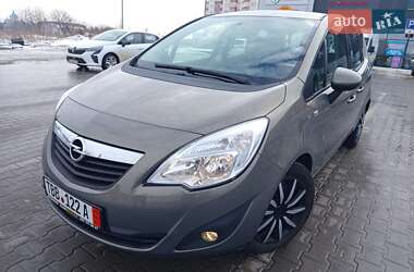 Микровэн Opel Meriva 2010 в Львове