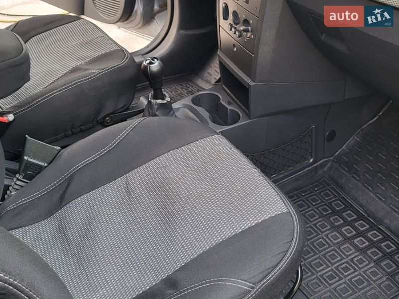 Микровэн Opel Meriva 2007 в Ржищеве