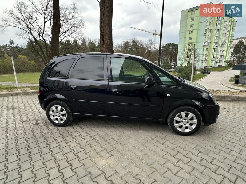 Микровэн Opel Meriva 2009 в Новояворовске