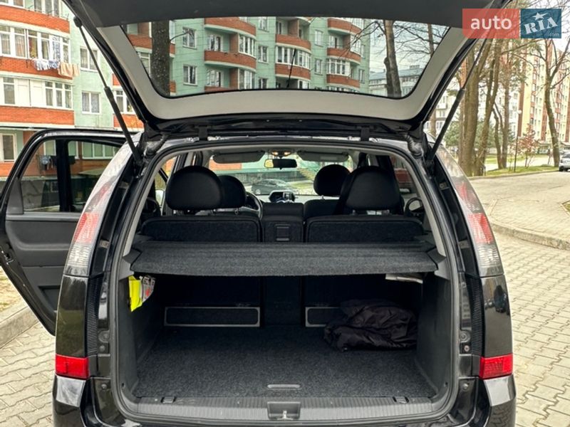 Микровэн Opel Meriva 2009 в Новояворовске