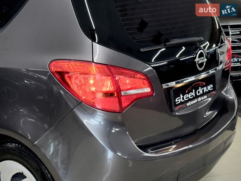Микровэн Opel Meriva 2012 в Николаеве