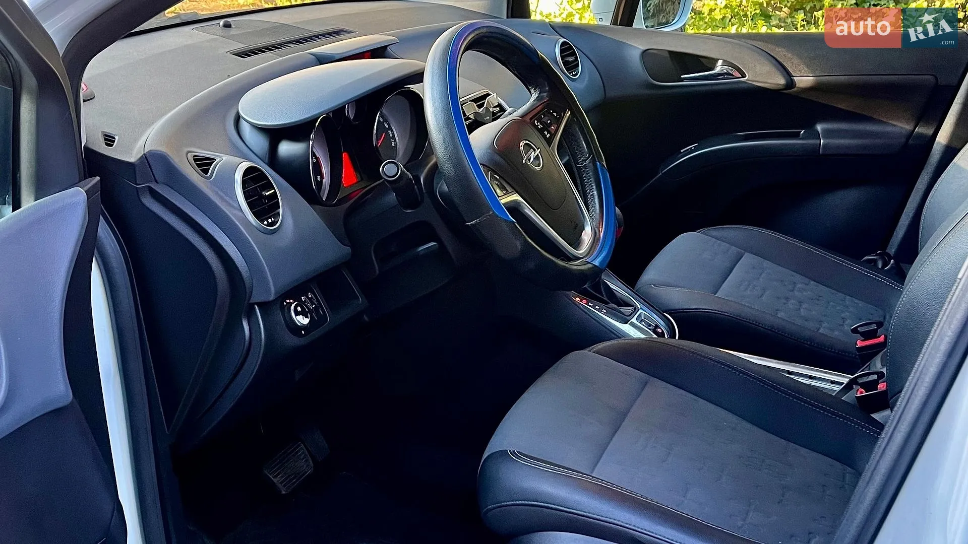 2010 Opel Meriva - мініатюра 28