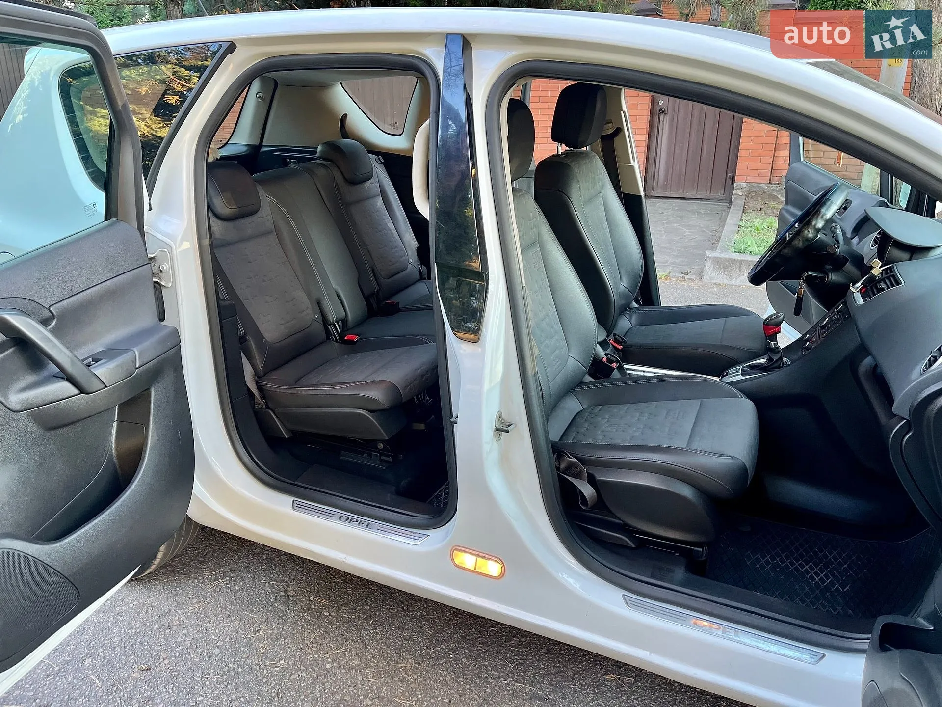 2010 Opel Meriva - мініатюра 16