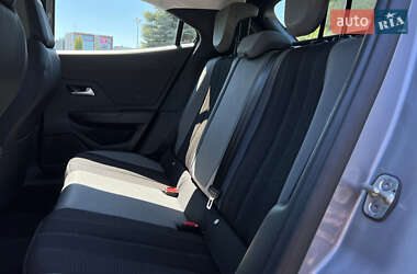 Позашляховик / Кросовер Opel Mokka-e 2023 в 
