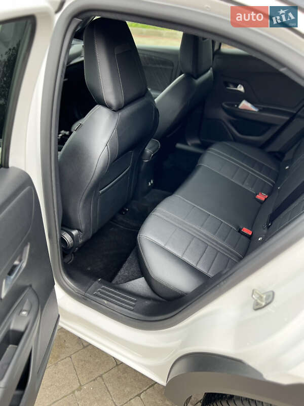 Внедорожник / Кроссовер Opel Mokka-e 2021 в Ивано-Франковске