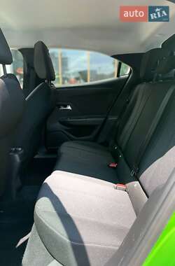 Внедорожник / Кроссовер Opel Mokka-e 2021 в 