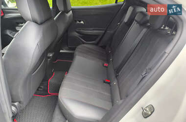 Внедорожник / Кроссовер Opel Mokka-e 2022 в 