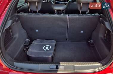 Внедорожник / Кроссовер Opel Mokka-e 2021 в 