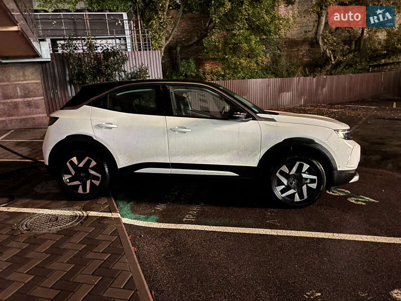 Внедорожник / Кроссовер Opel Mokka-e 2023 в Киеве
