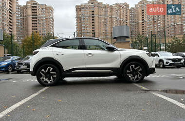 Позашляховик / Кросовер Opel Mokka-e 2023 в 