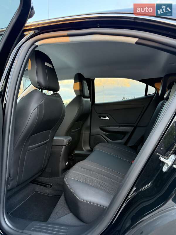 Внедорожник / Кроссовер Opel Mokka-e 2021 в Львове