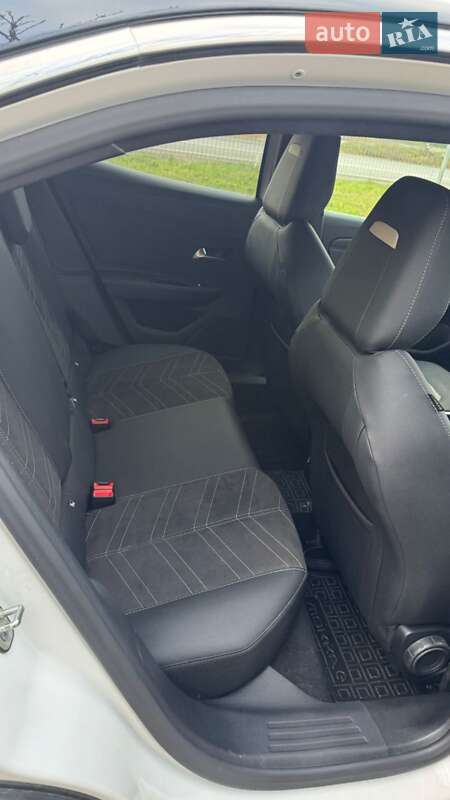 Внедорожник / Кроссовер Opel Mokka-e 2023 в Харькове фото 9 Внедорожник / Кроссовер Opel Mokka-e 2023 в Харькове