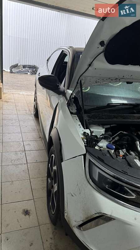Внедорожник / Кроссовер Opel Mokka-e 2023 в Харькове фото 16 Внедорожник / Кроссовер Opel Mokka-e 2023 в Харькове