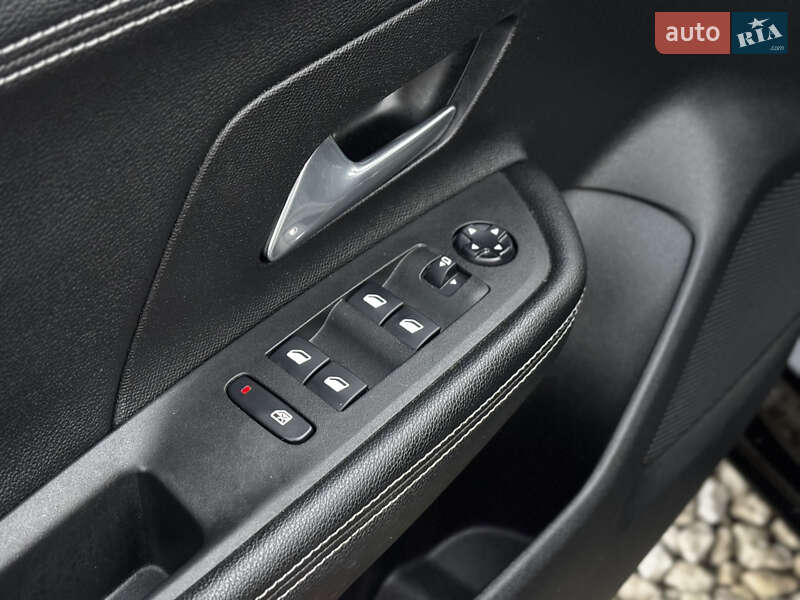 Внедорожник / Кроссовер Opel Mokka-e 2021 в Львове фото 16 Внедорожник / Кроссовер Opel Mokka-e 2021 в Львове