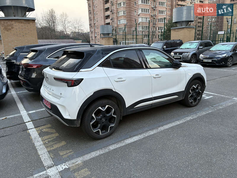 Позашляховик / Кросовер Opel Mokka-e 2023 в Києві
