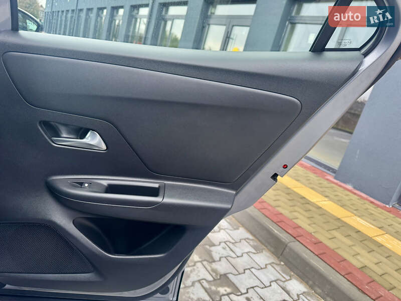 Позашляховик / Кросовер Opel Mokka-e 2023 в Луцьку