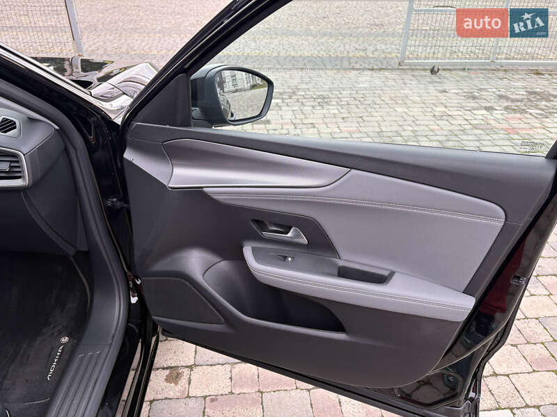 Внедорожник / Кроссовер Opel Mokka-e 2024 в Снятине