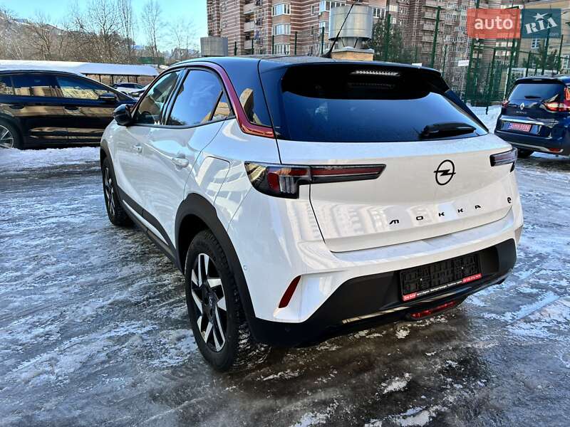Внедорожник / Кроссовер Opel Mokka-e 2023 в Киеве