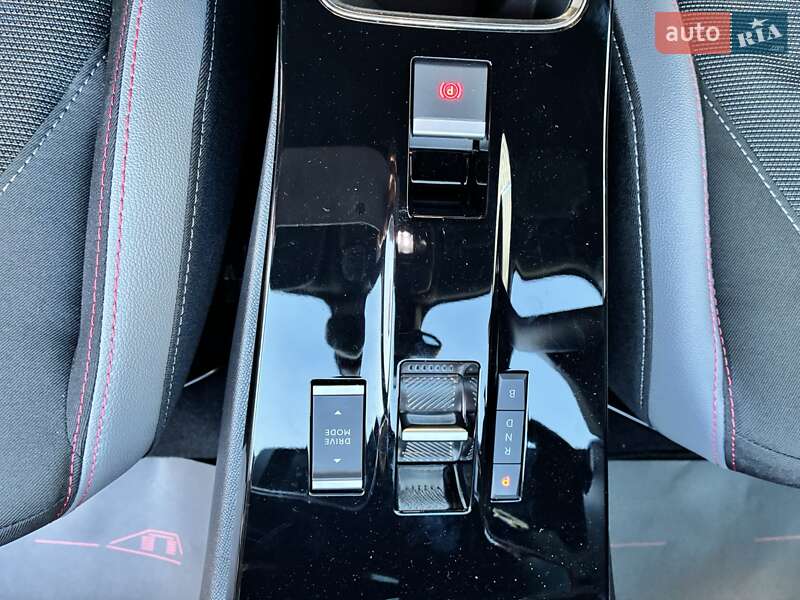 Внедорожник / Кроссовер Opel Mokka-e 2023 в Киеве