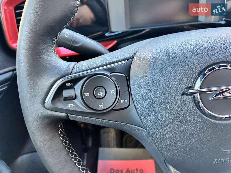 Внедорожник / Кроссовер Opel Mokka-e 2023 в Киеве