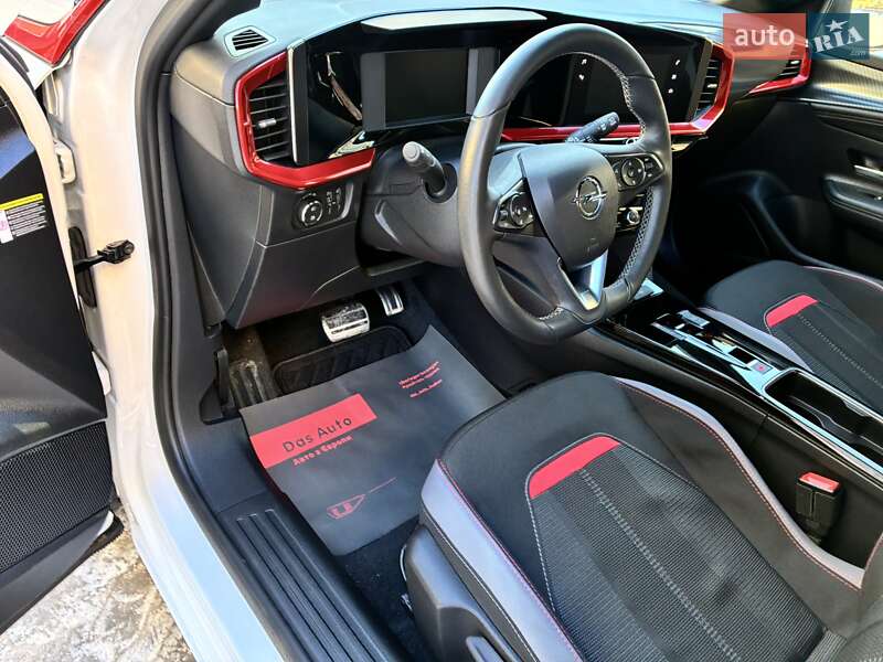 Внедорожник / Кроссовер Opel Mokka-e 2023 в Киеве