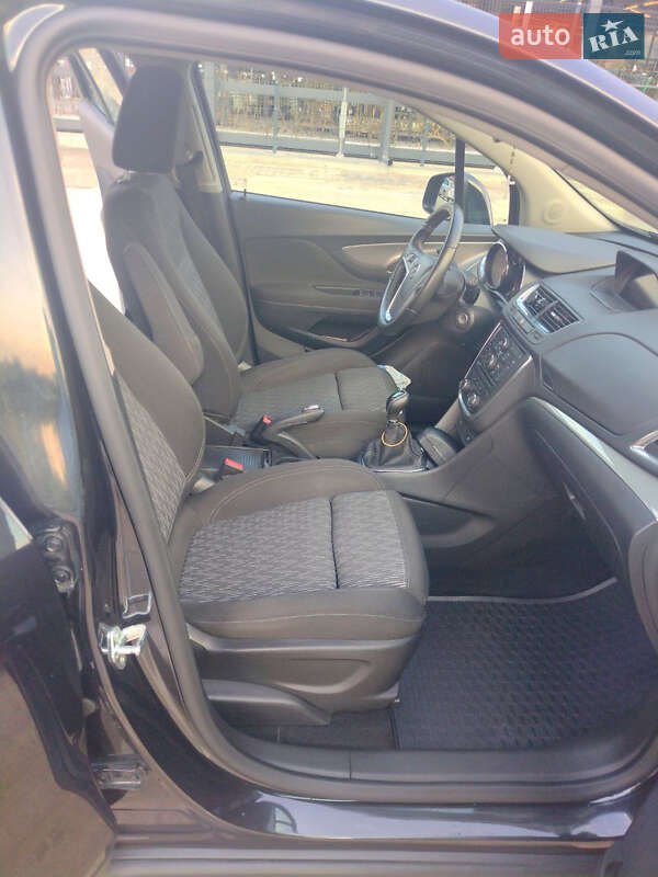 Внедорожник / Кроссовер Opel Mokka 2015 в Ивано-Франковске
