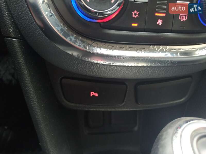 Внедорожник / Кроссовер Opel Mokka 2016 в Виннице