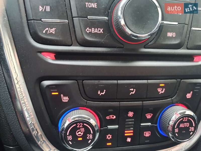 Внедорожник / Кроссовер Opel Mokka 2016 в Виннице