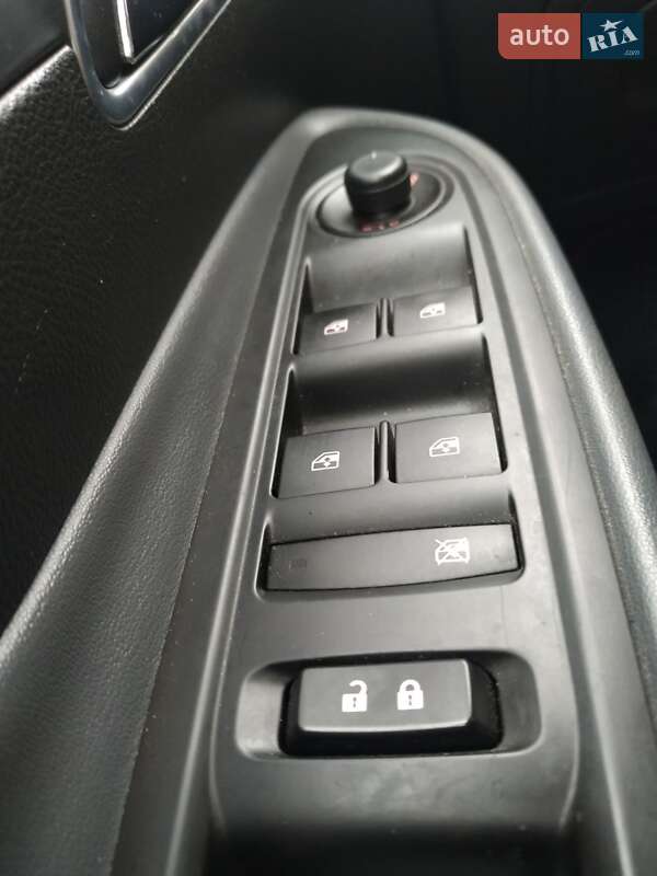 Внедорожник / Кроссовер Opel Mokka 2016 в Виннице