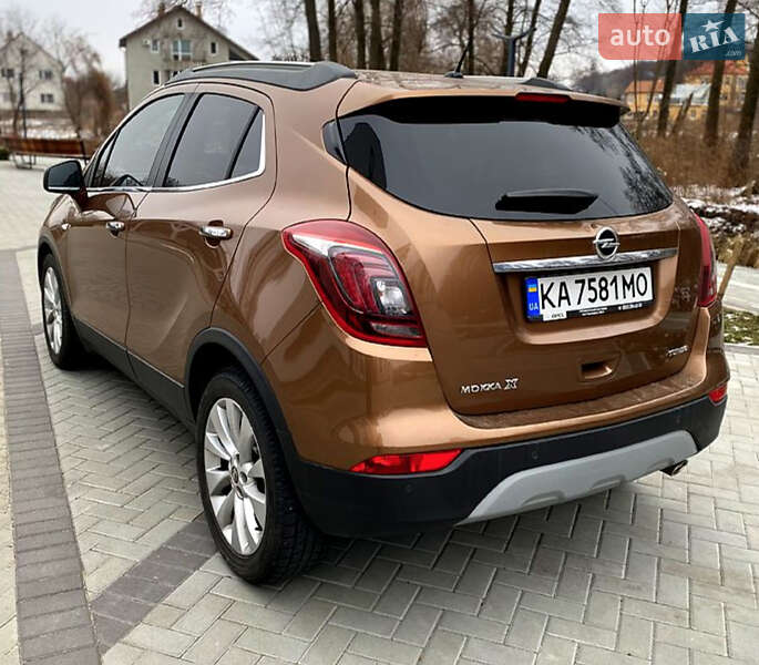 Позашляховик / Кросовер Opel Mokka 2017 в Львові
