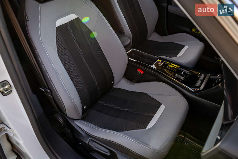 Внедорожник / Кроссовер Opel Mokka 2021 в Киеве
