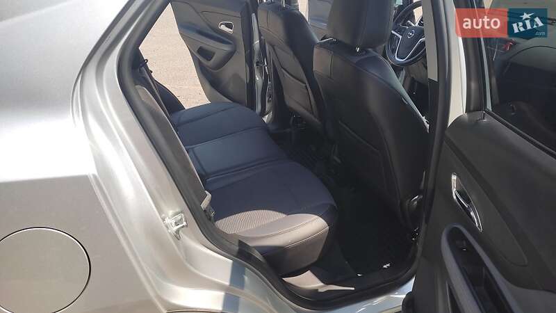 Позашляховик / Кросовер Opel Mokka 2013 в Полтаві